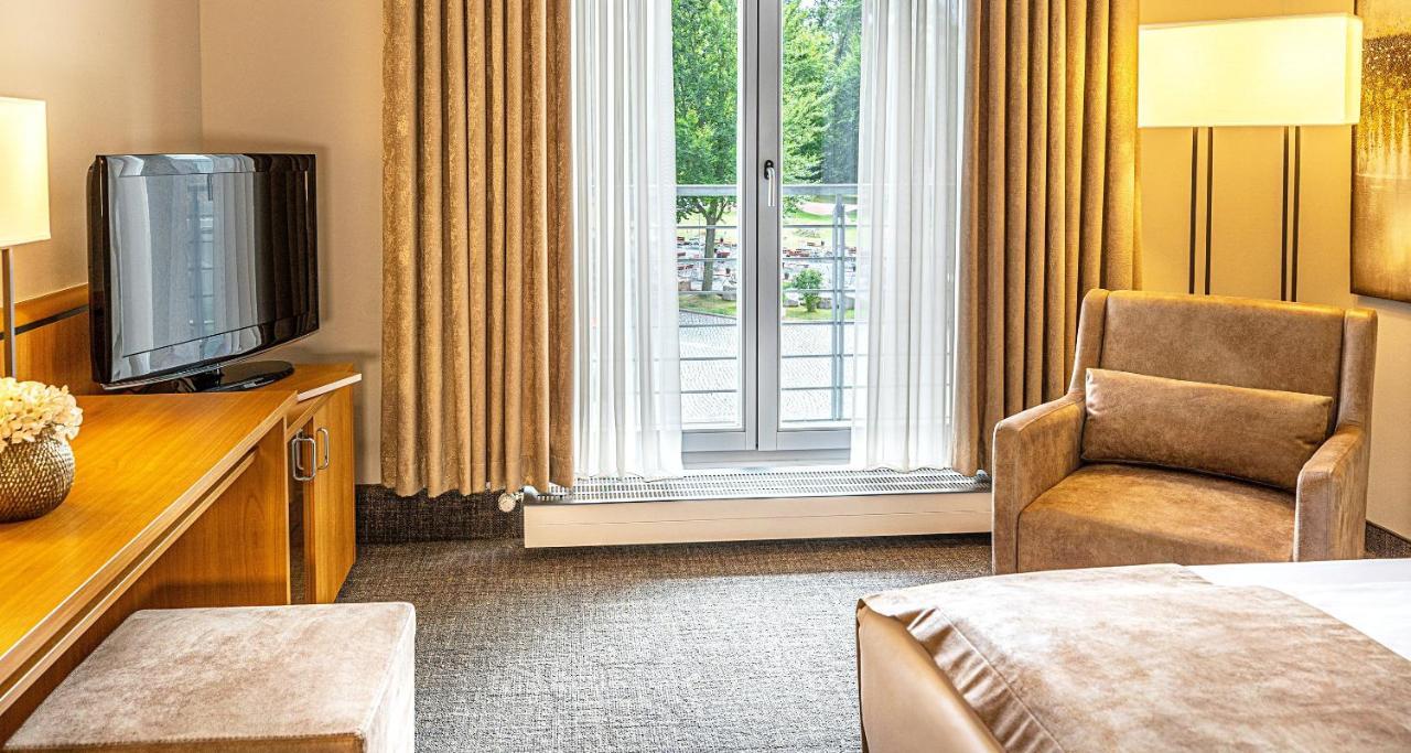 Victor'S Residenz-Hotel Teistungenburg ภายนอก รูปภาพ